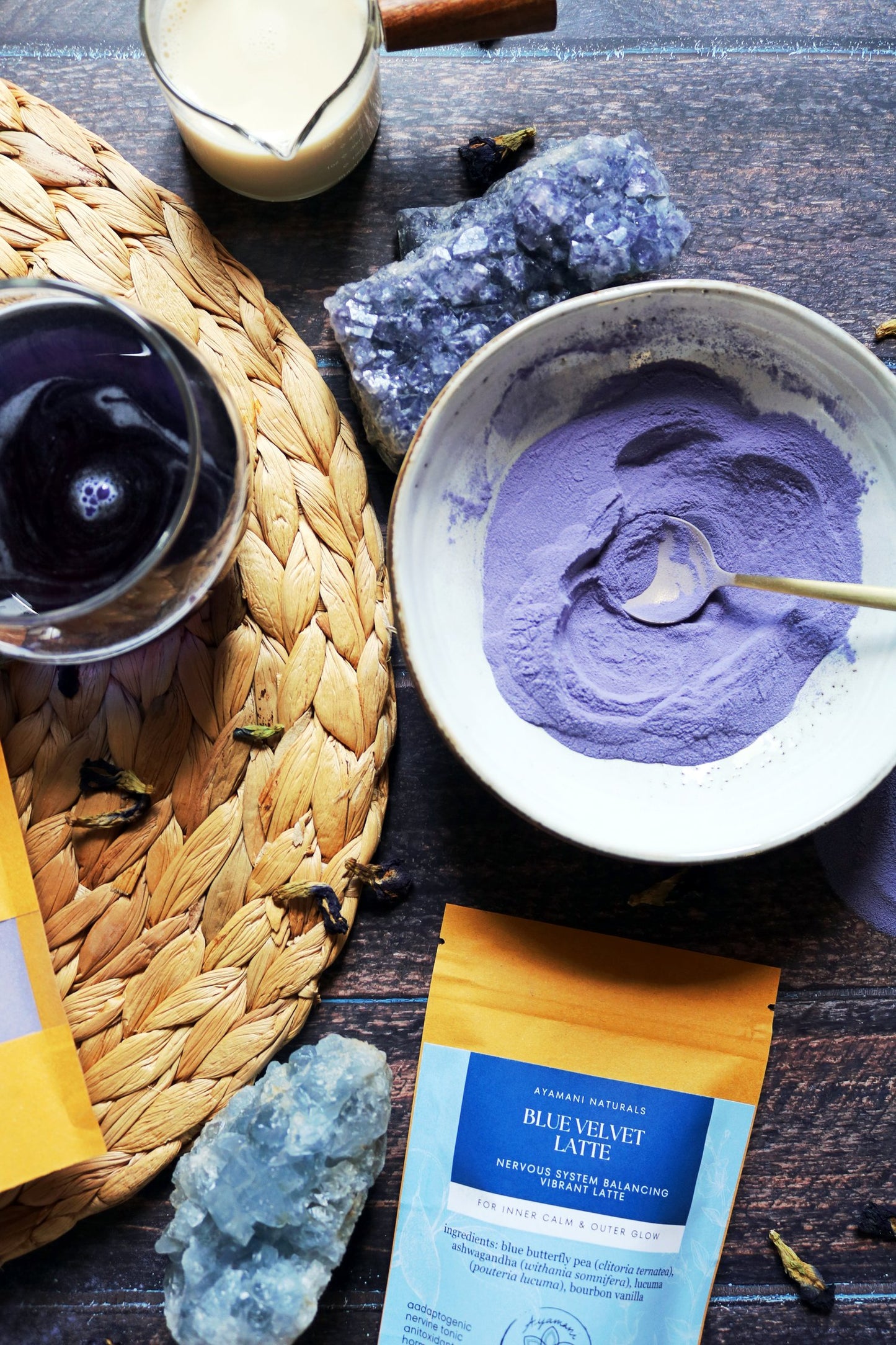 Blue Velvet Latte 60 g – Blaue Schmetterlingserbsenmischung – Ayamani Naturals