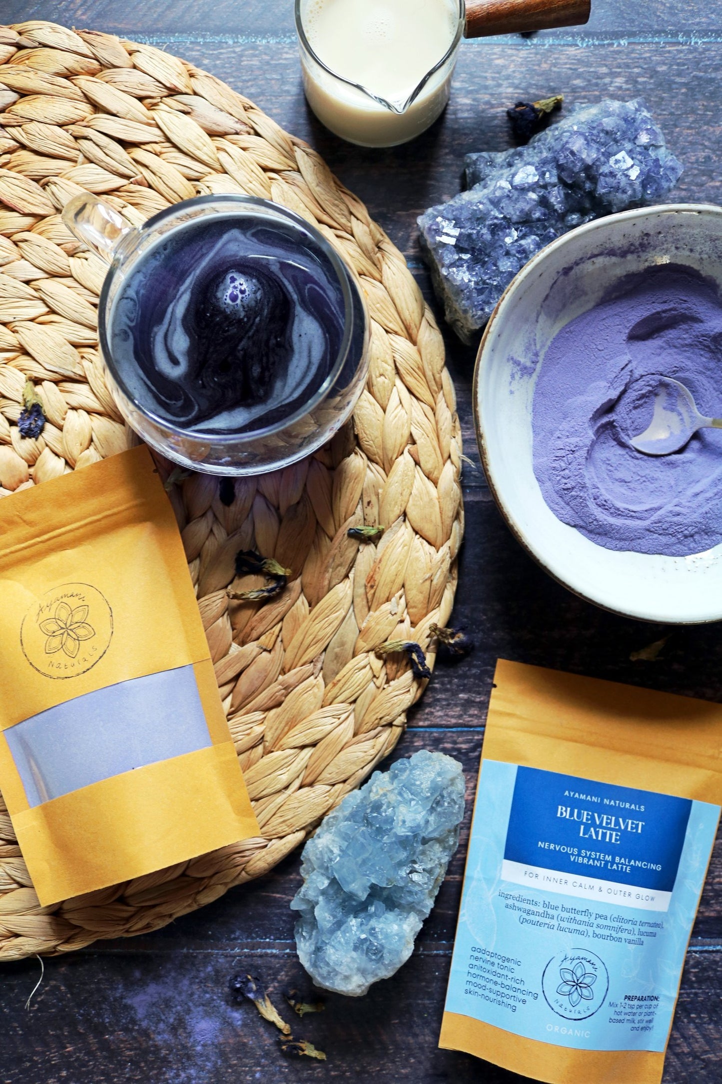 Blue Velvet Latte 60 g – Blaue Schmetterlingserbsenmischung – Ayamani Naturals